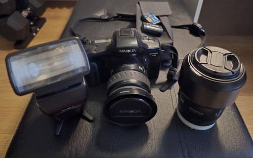 Minolta dynax 7xi 105 - dynax, +